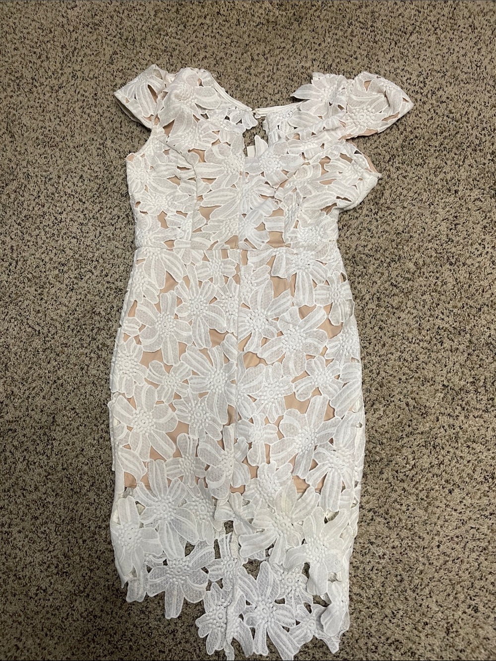 Lily Whyt-  White Floral Lace Sheath Dress